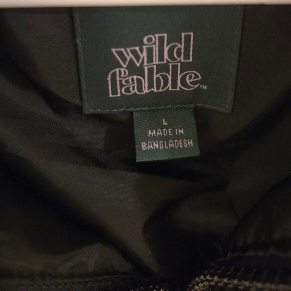 Wild Fable Black Cropped Puffer Vest - Picture 3 of 4